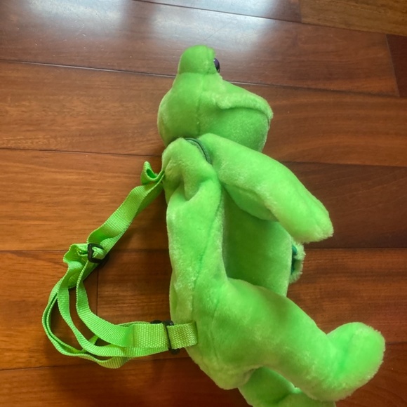 Kids frog toy backpack - Picture 2 of 3